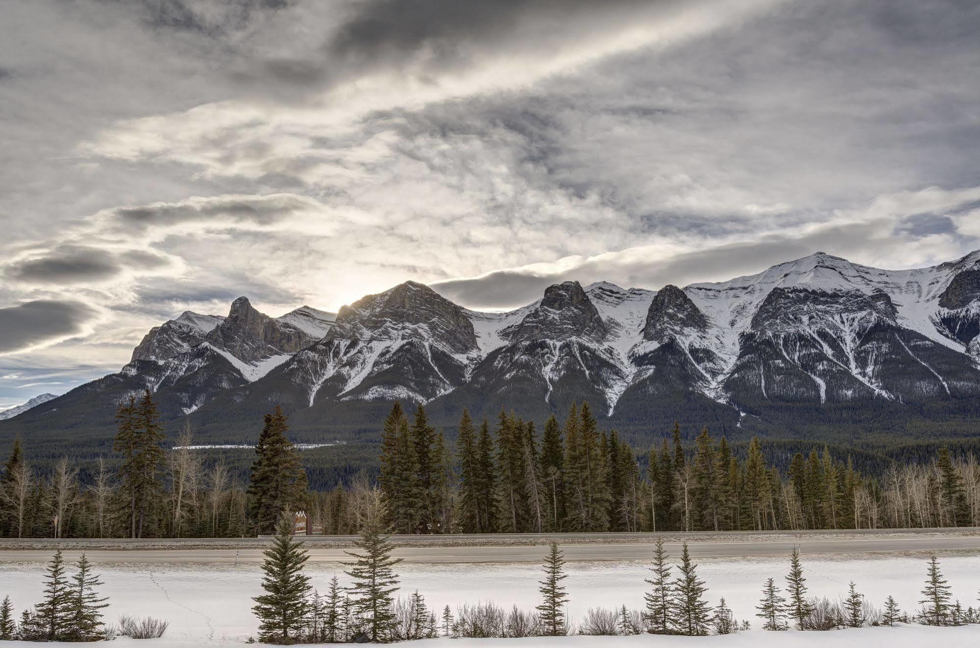 Inn Of The Rockies Canmore Eksteriør billede